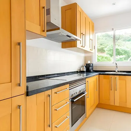 Luxury & Sunny With Breathtaking View In Marbella East Ojen